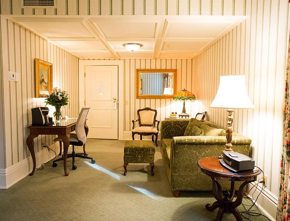 King Suite